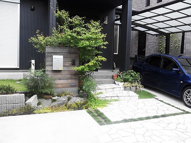 Wooden Wall and Symbol Tree Japanese Modern Exterior