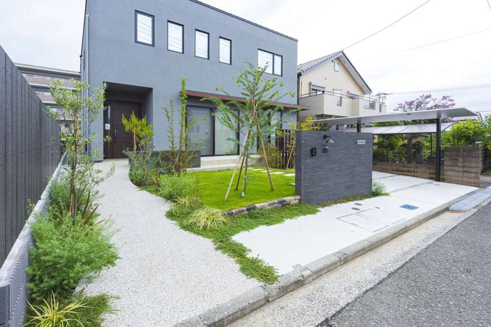 悠然とした庭には緑がある<br />横浜市都筑区